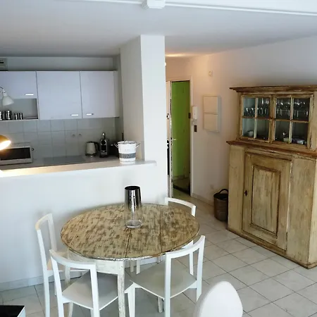 Apartment Clemenceau 68