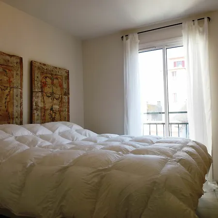 Clemenceau 68 Apartment