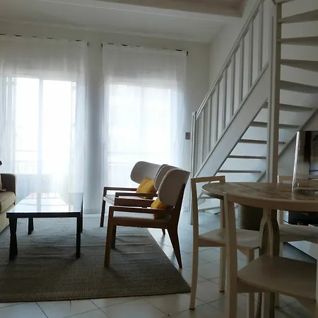 Clemenceau 68 Apartment